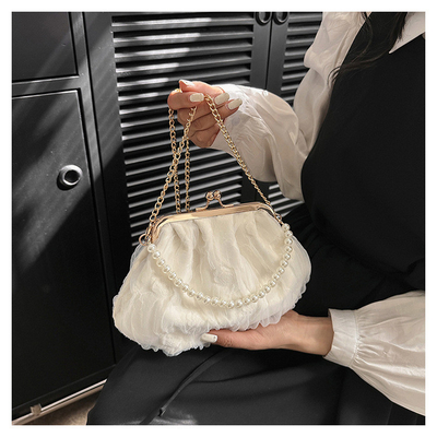 2024 NEW RETRO FAIRY Solid COLOR SMALL BAG BIAŁA RYCZY KASZEK PERŁOWA KASZEK DAMY NET YARN W SIMPLE CROSSBODY BAG