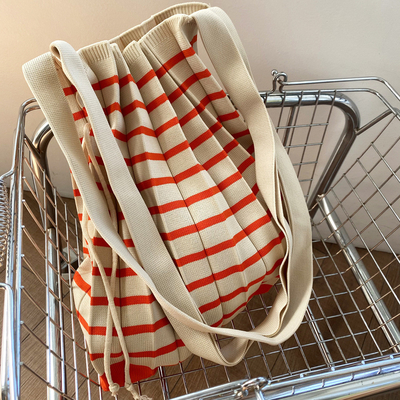 Nowy plecy literacki torba na ramię plecy damskie torba zimowa torebka dziana moda transgraniczna torba damska