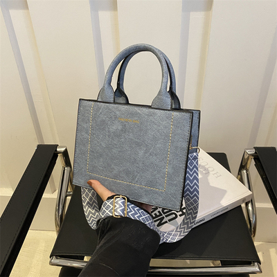 VINTAGE CHIC TEXTURED LETTER TOTE BAG damska torba 2024 NOWA duża pojemność moda torba ręczna szeroki pas torba ramienne