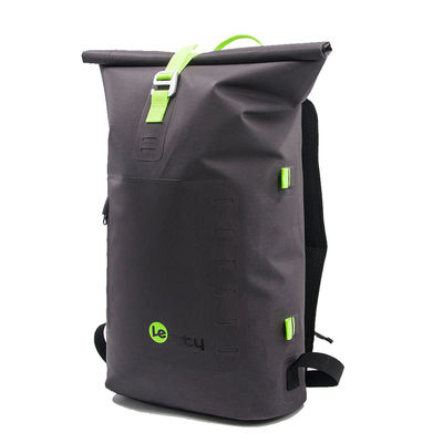 Wędrowniczy 10L Stylowy wodoszczelny plecak lekki PVC Tarpaulin Wodoszczelny plecak do wędrowniczki Wodny Sport Bag Popularny Roll Top Surfing suchy plecak plecak plecak plecak