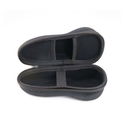 Lekkie, twarde obudowy EVA z paskami i metalowymi wyciągami zamków, zapewniające przechowywanie aparatów do golenia i akcesoriów