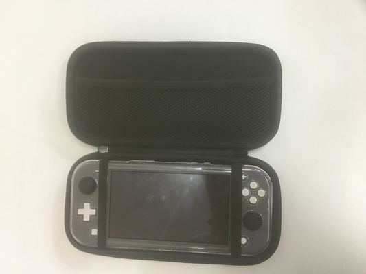 Lekkie, twarde obudowy EVA z aksamitną podszewką i powłoką ze skóry PU zapewniające ochronę dla aparatów do golenia, gier i elektroniki